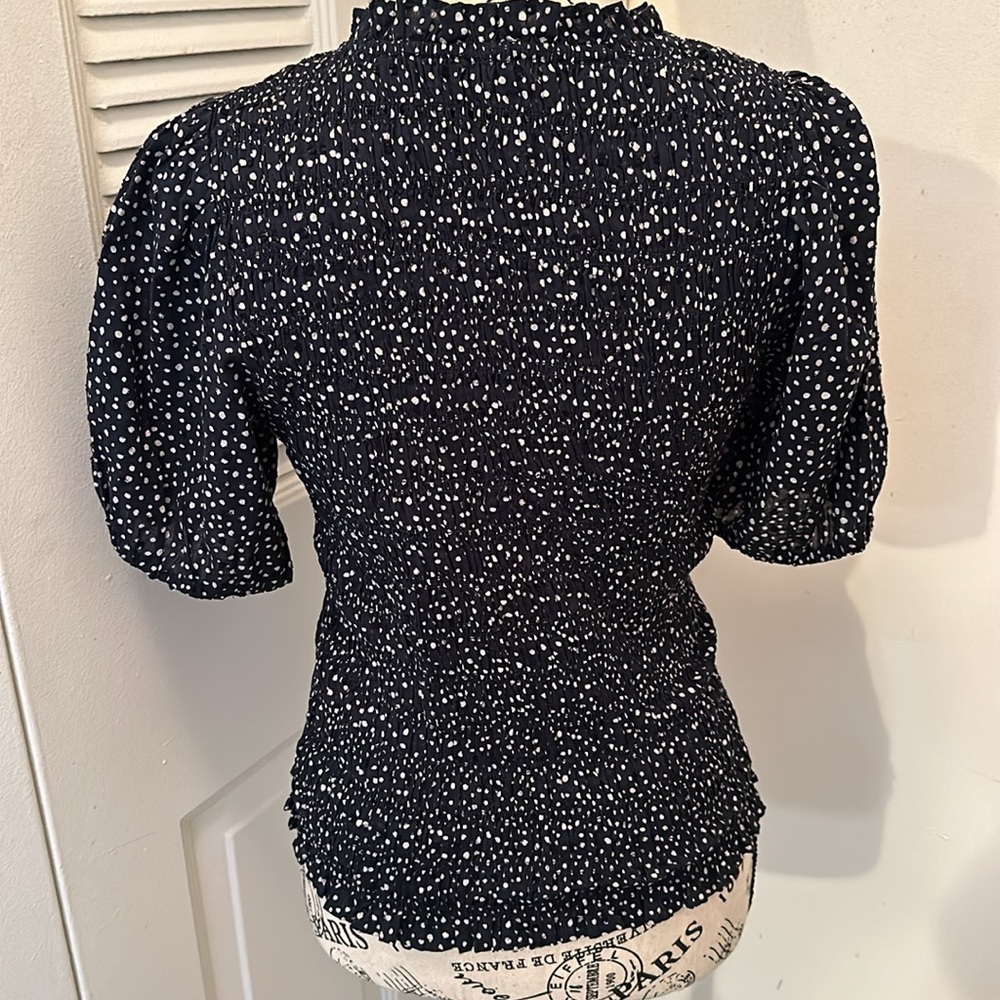 Jcrew Bundle of 2 puff sleeves tops- one white and one Navy with dots Sz XS NWT - Picture 9 of 9
